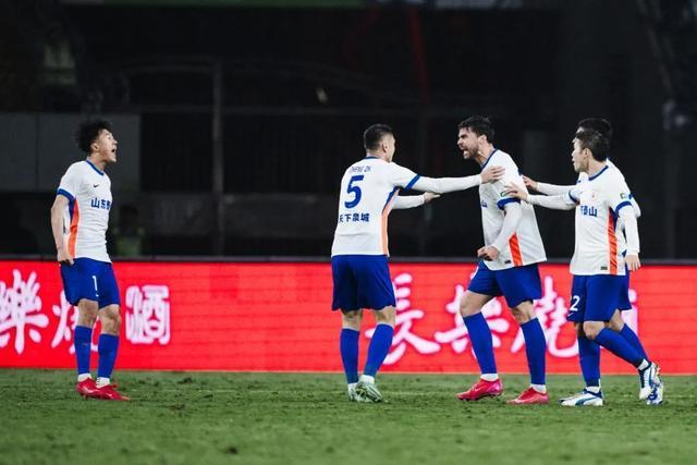 南特客场战平，保持不败记录