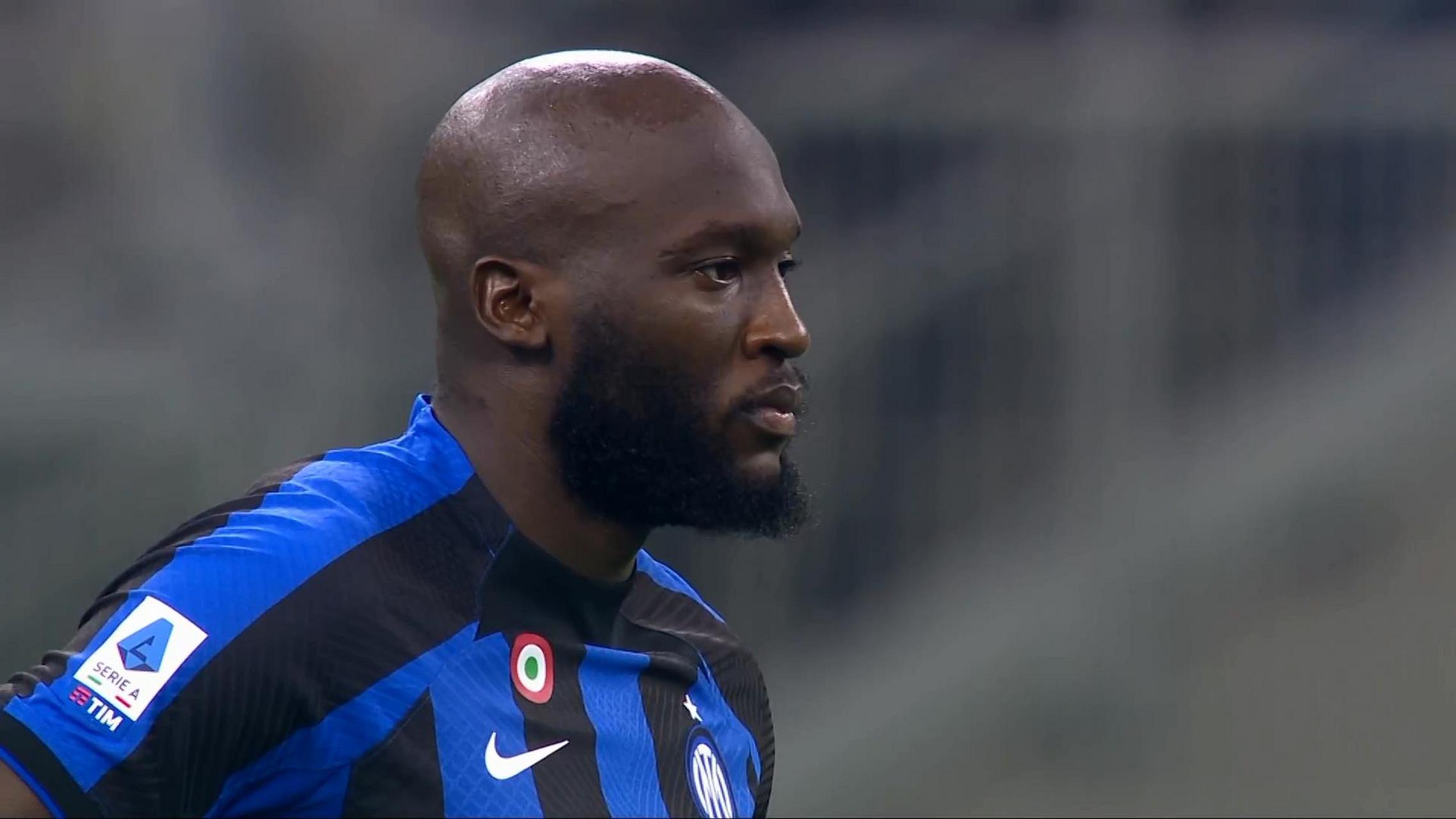 卢卡库坐镇中锋，国际米兰主场逆转热那亚