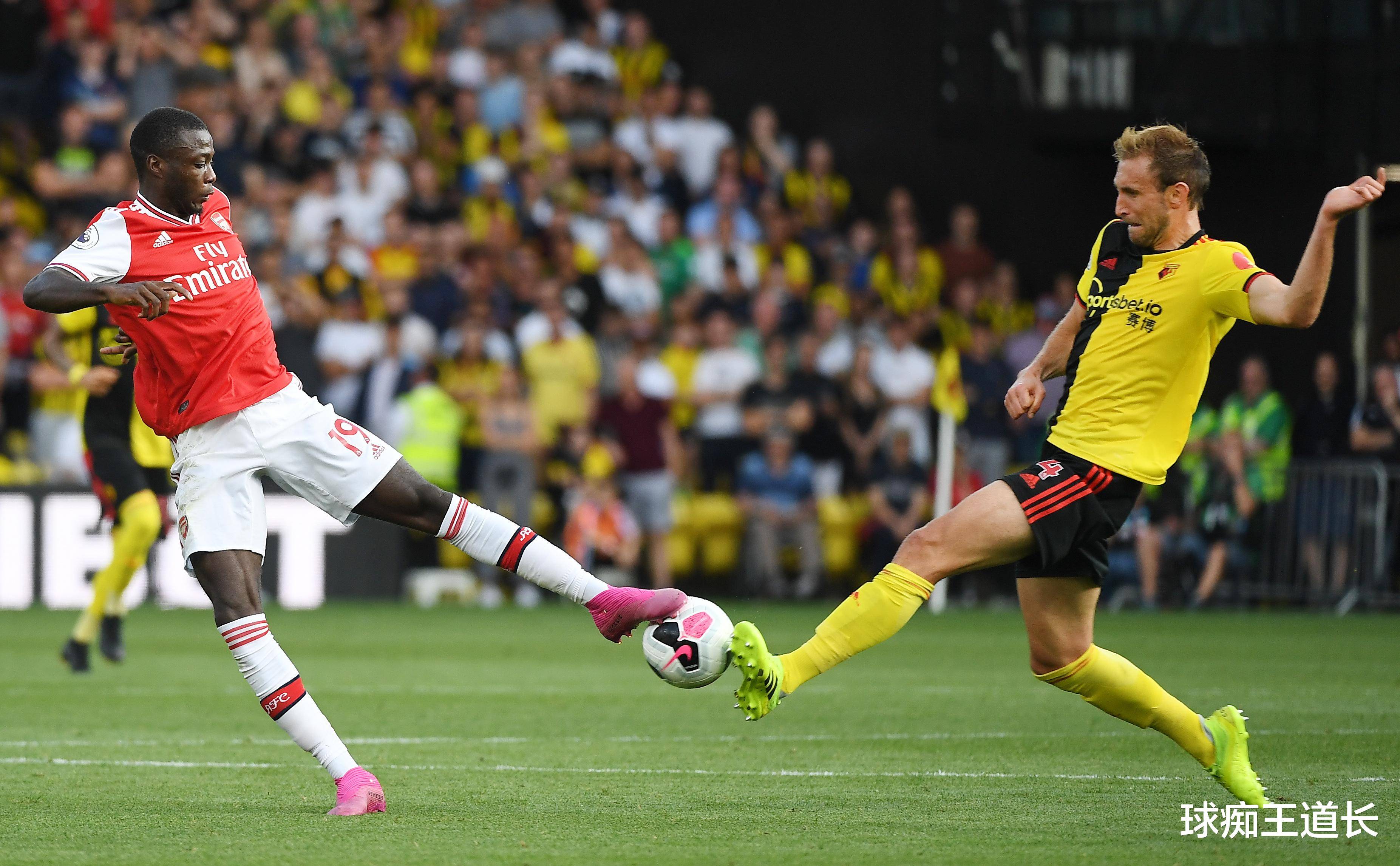 包含最新一场足球比赛中，球队获胜过关成为焦点的词条