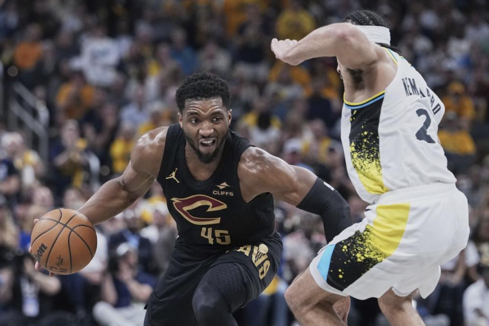 步行者队遭遇悲惨失败，客场难取胜