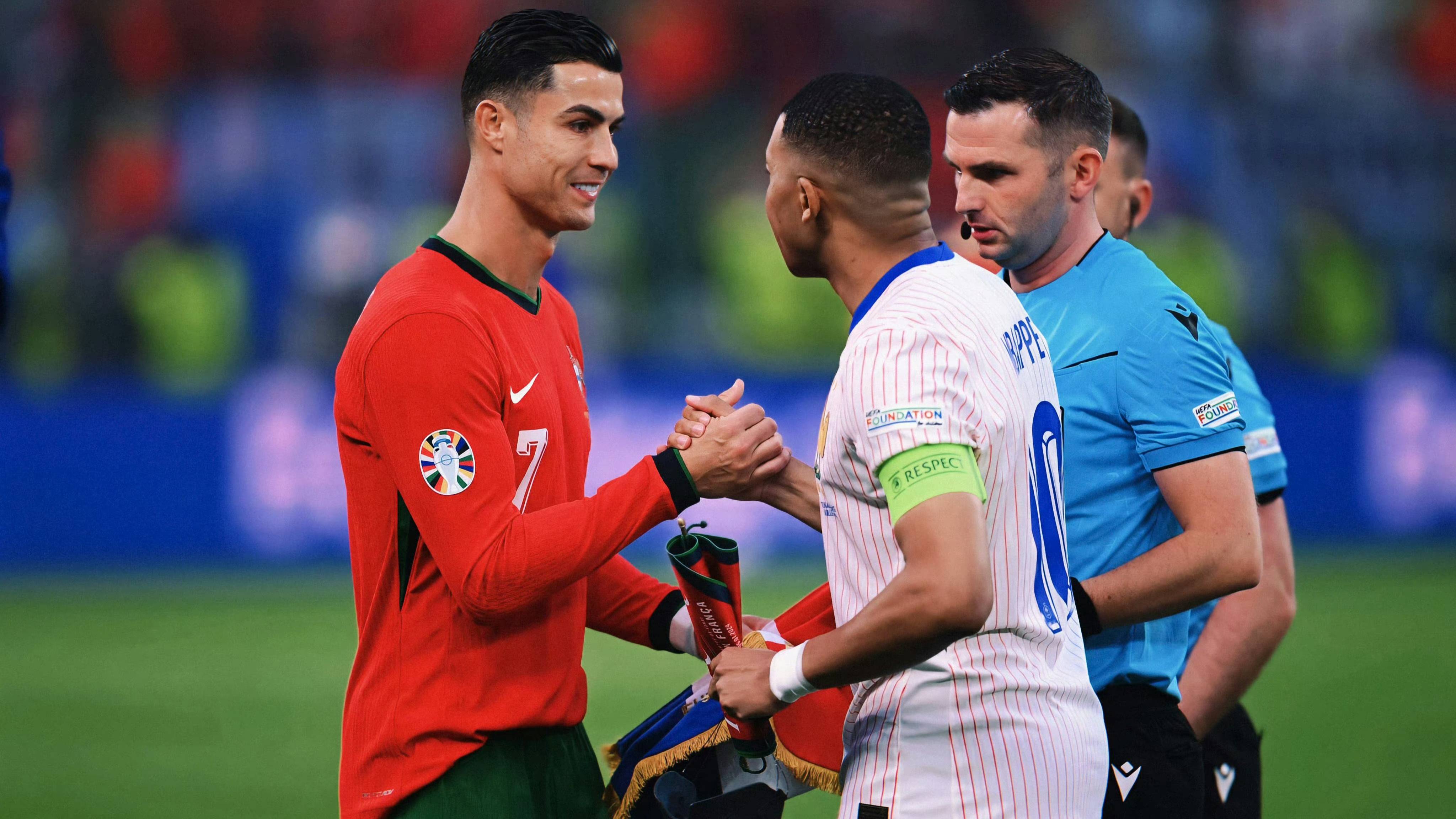 葡萄牙力克冰岛，晋级欧洲锦标赛四强战