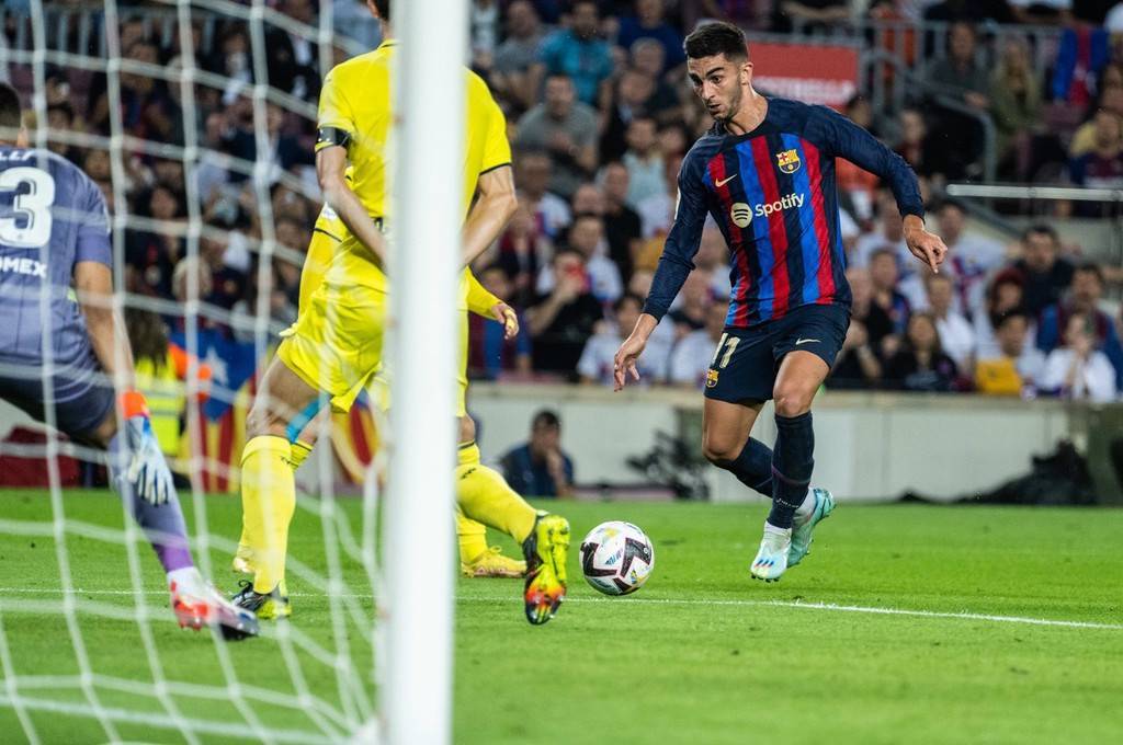 比利亚雷亚尔场内外均失利球迷心情低落的简单介绍 比利亚雷亚尔场内外均失利球迷心情低落的简单介绍