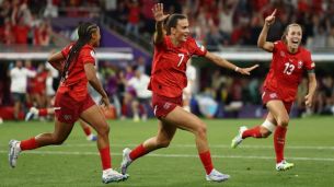 瑞士女足队员被评为本赛季最有价值球员 瑞士女足队员被评为本赛季最有价值球员