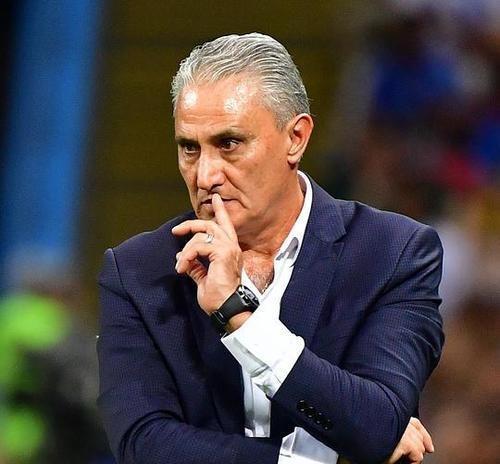 关于阿根廷国家队主教练换帅,球员反应不一的信息 关于阿根廷国家队主教练换帅,球员反应不一的信息