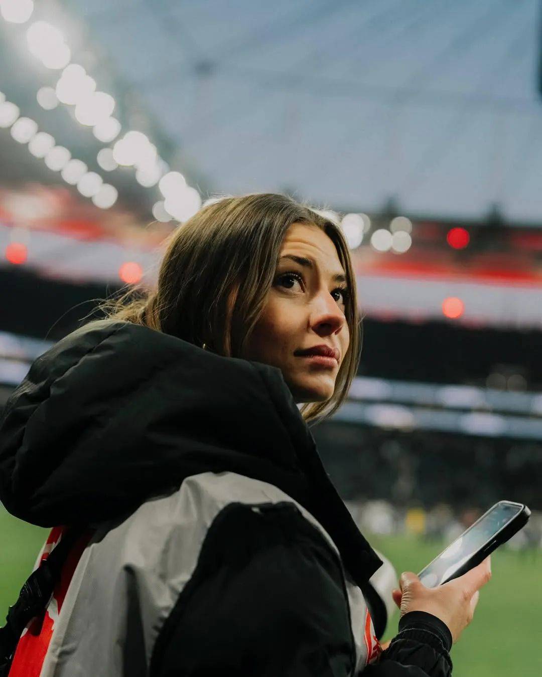 沃尔夫斯堡主帅赞誉年轻球员表现