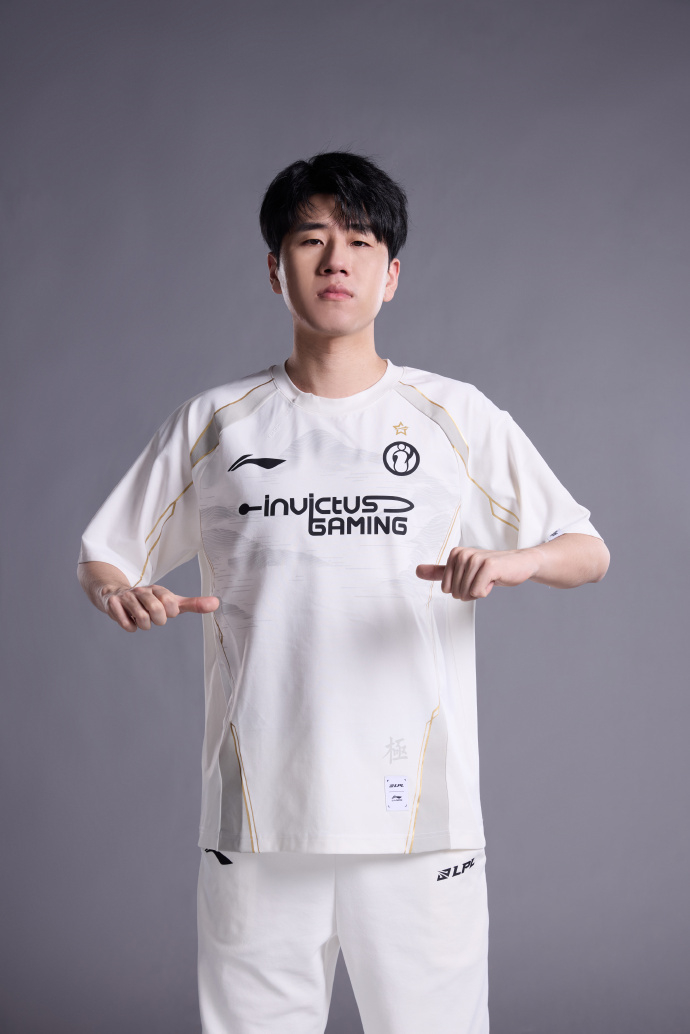 关于KT轻取PSG，Meiko打出惊人五杀焦点之战2025世界赛，锁定晋级资格的信息