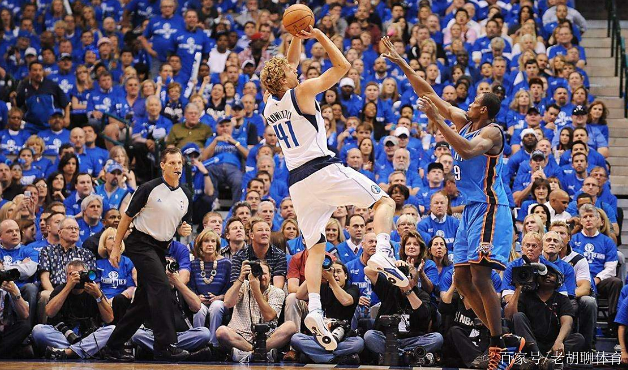 小牛队奋力抵抗季后赛失败 小牛队奋力抵抗季后赛失败