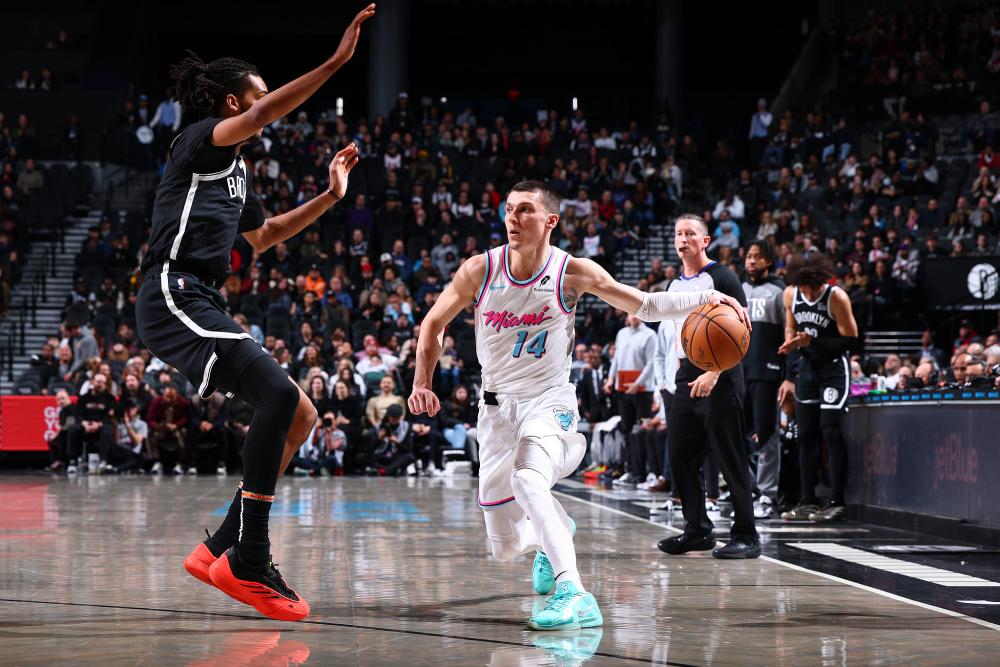 篮网逆转热火锁定东部总决赛席位