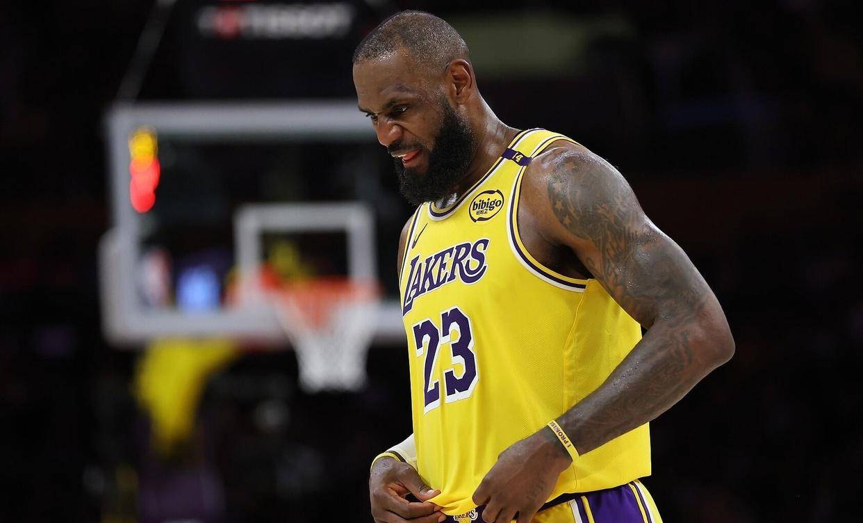 网上擅传湖人主力伤情,球队遭曝光 网上擅传湖人主力伤情,球队遭曝光