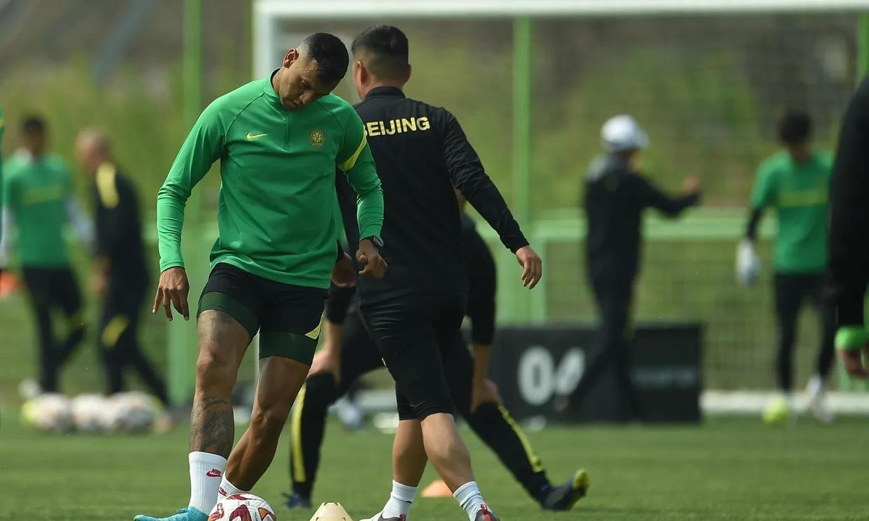 国安球员因伤将缺席下一轮比赛