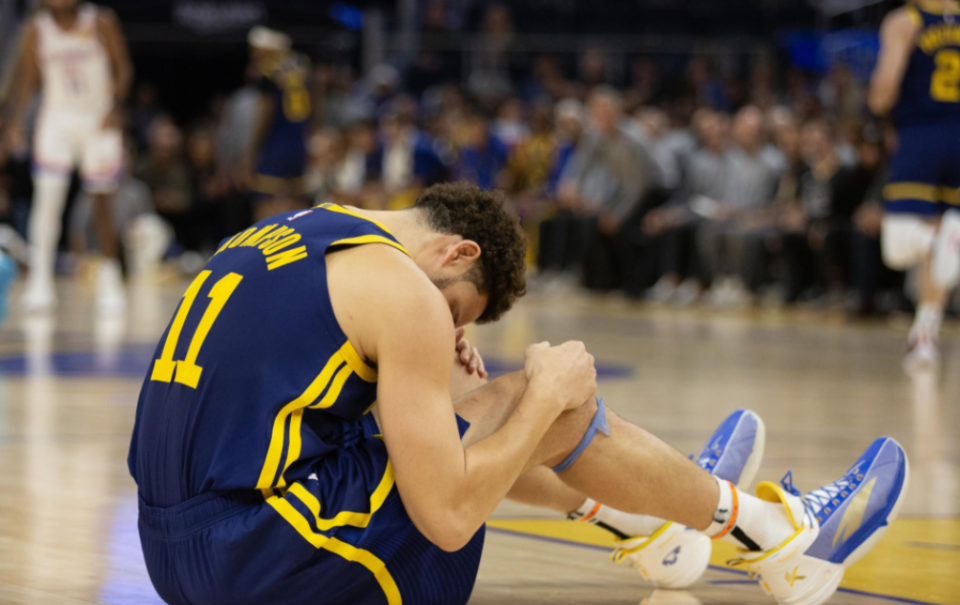 勇士击败马刺，继续保持领先