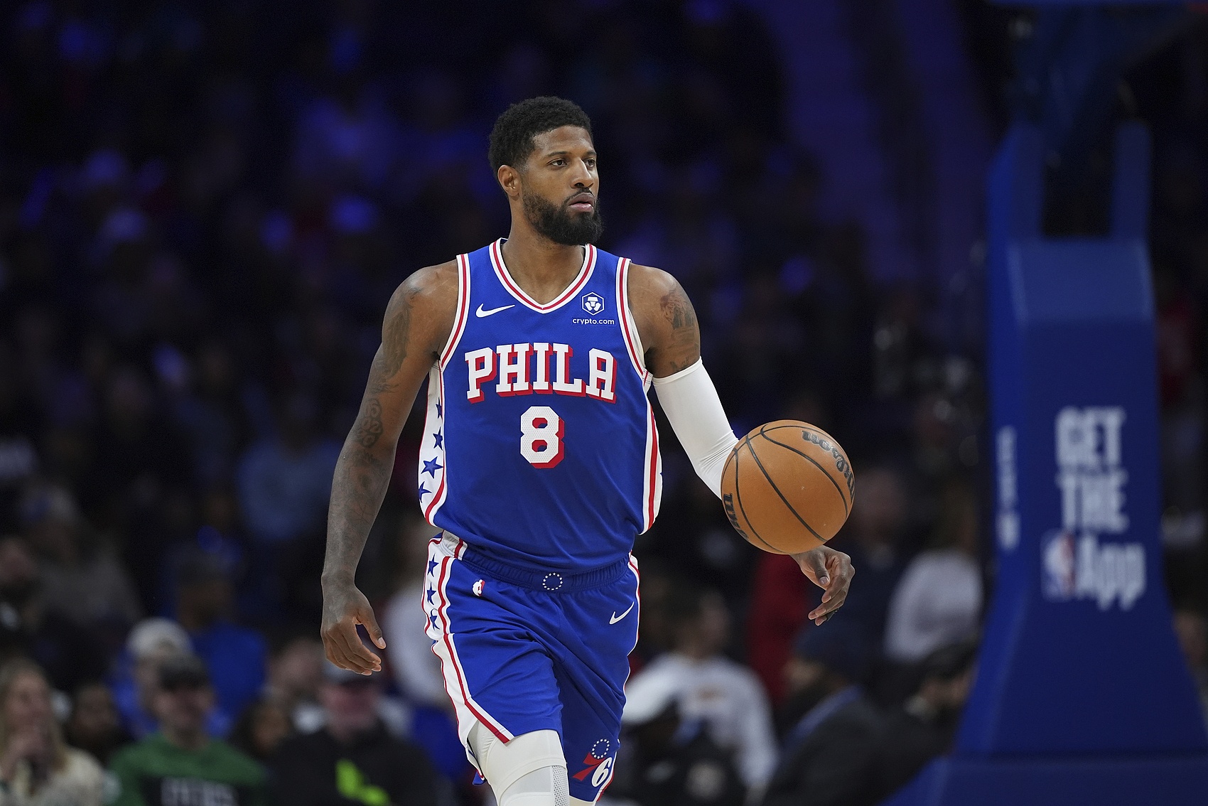 76人主场击败魔术，继续领先东部