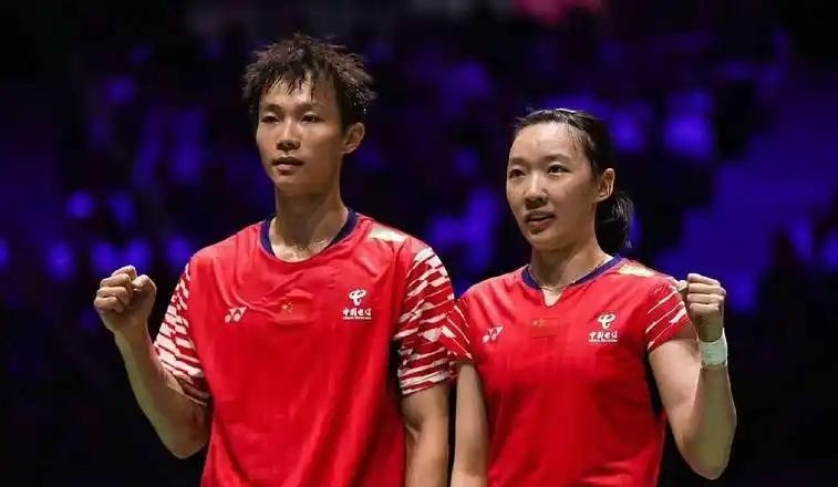 丹麦队完胜中国队，安赛龙统治全场