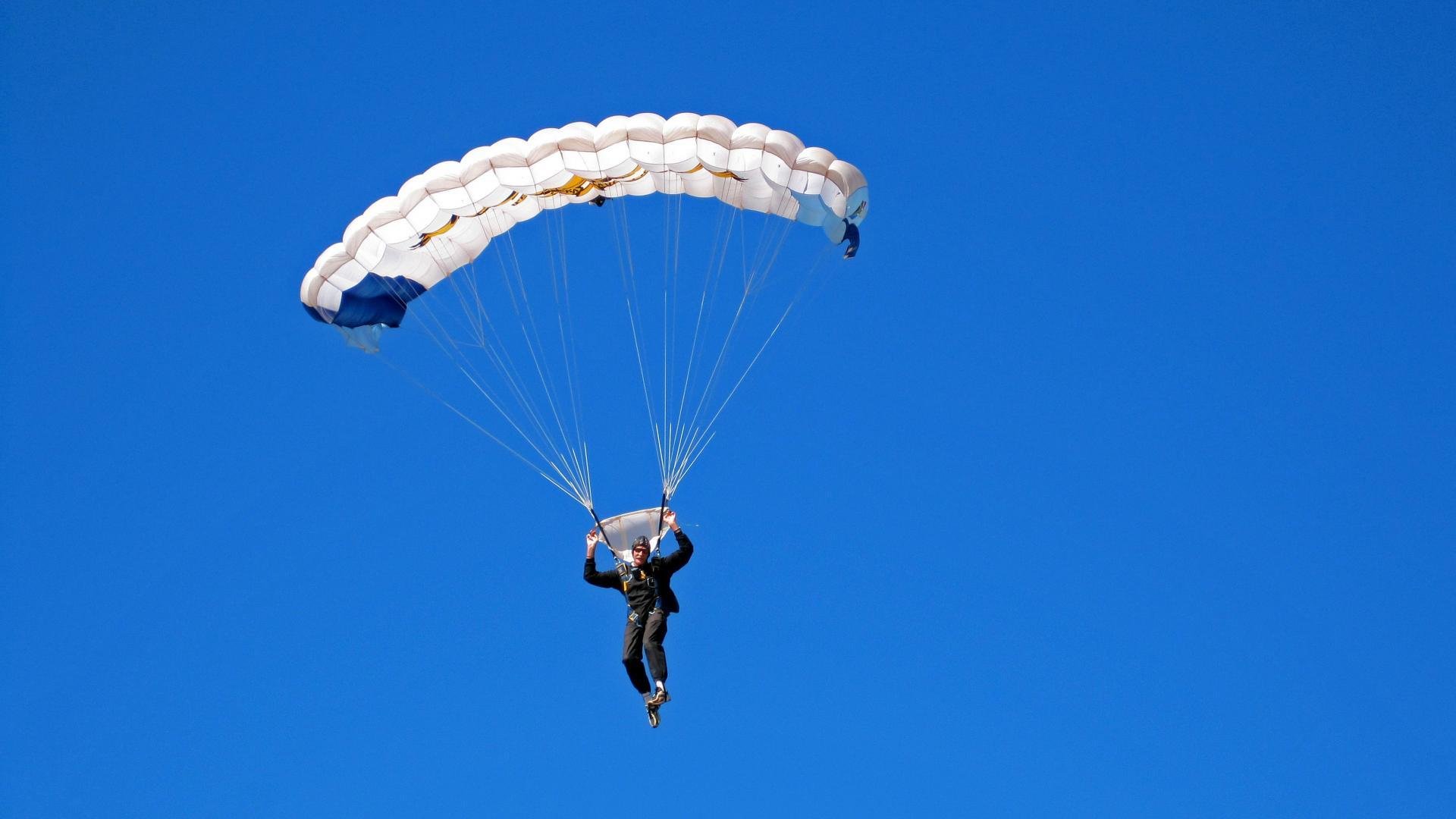 联合杯鏖战铺就法网之路，西西帕斯用一记关键制胜诠释蜕变